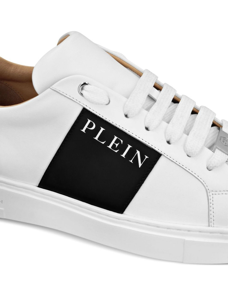 Lo-Top Leather Sneakers 4