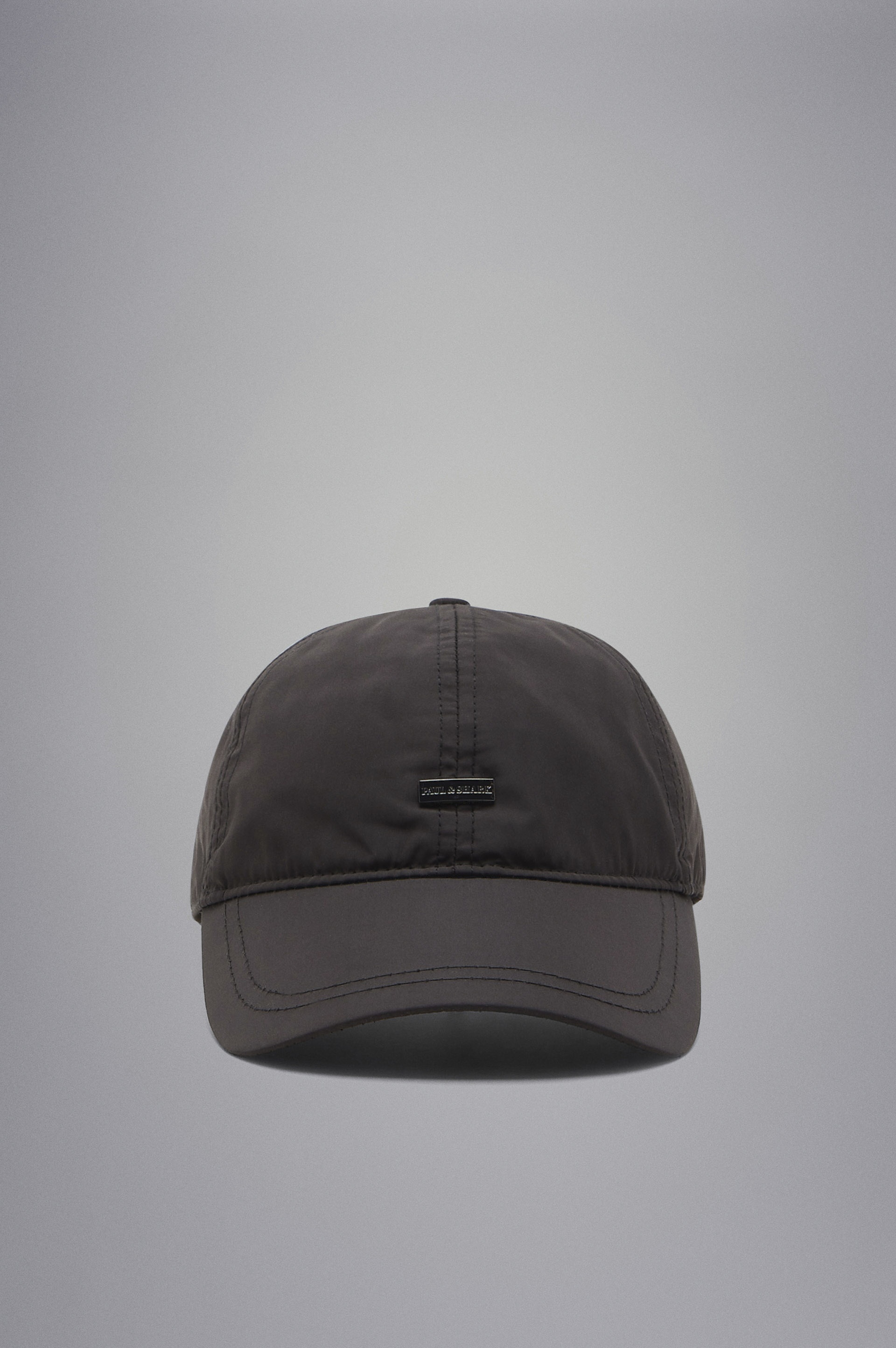 BASEBALL CAP WITH METAL PLATE - 2