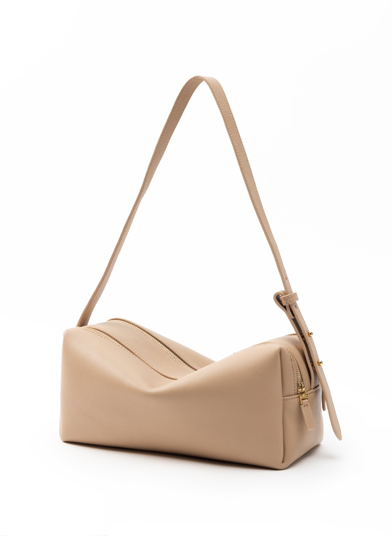 Elleme Trousse Leather Latte outlook