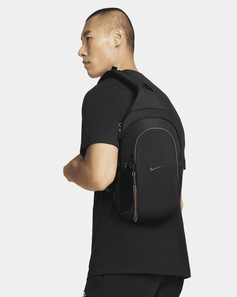 Nike Unisex Nike Sportswear Essentials Sling Bag (8L) outlook