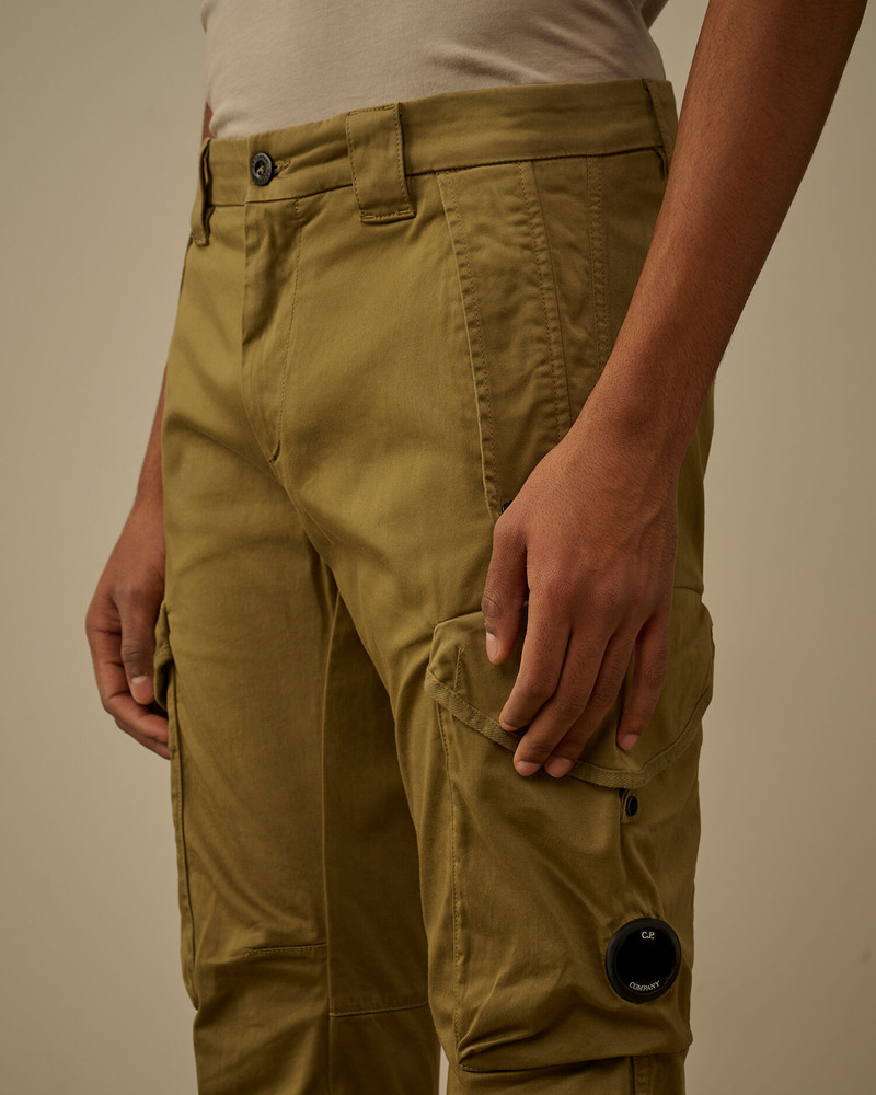 Stretch Sateen Ergonomic Rounded Pockets Lens Cargo Pants 5