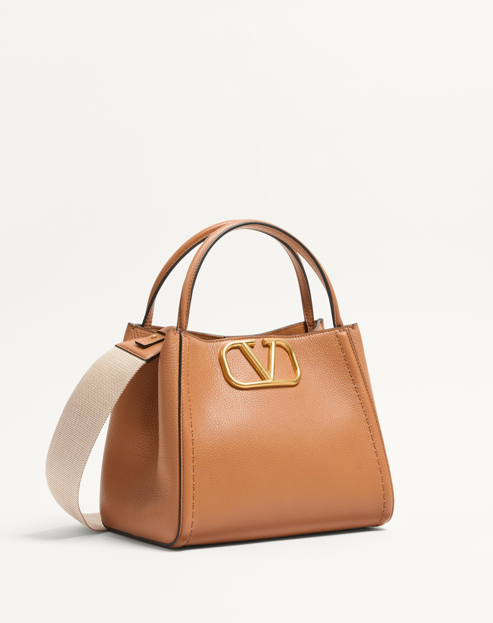 VALENTINO GARAVANI ALLTIME MEDIUM HANDBAG IN GRAINY CALFSKIN - 2