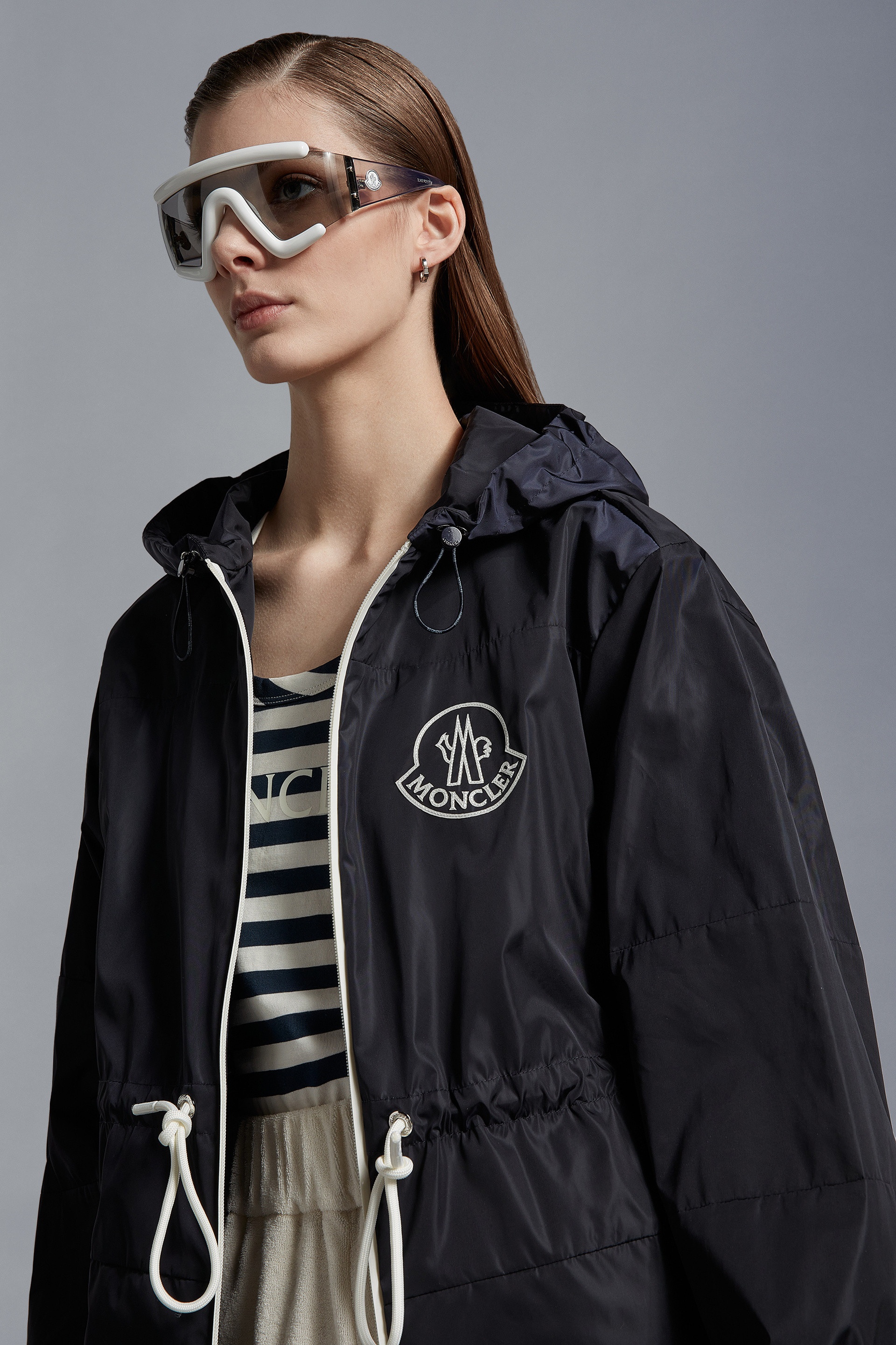 レビューの多い高評価商品特集！ Moncler Lancer Shield Sunglasses | REVERSIBLE 小物