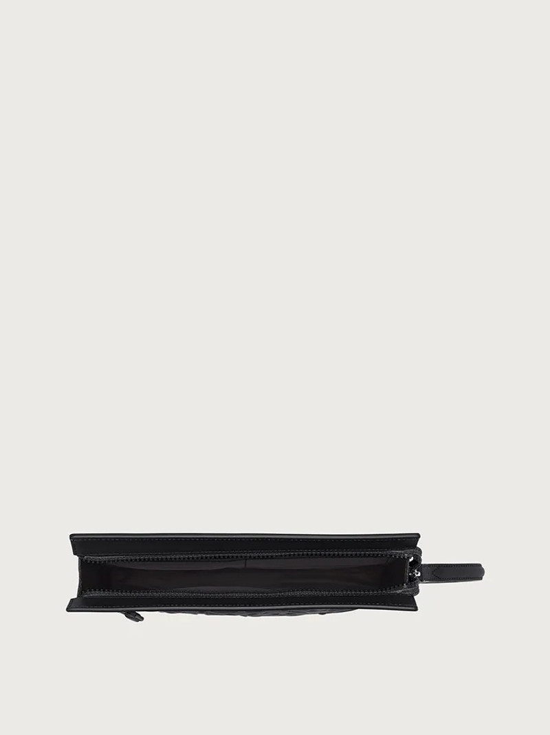 FERRAGAMO GANCINI CLUTCH outlook