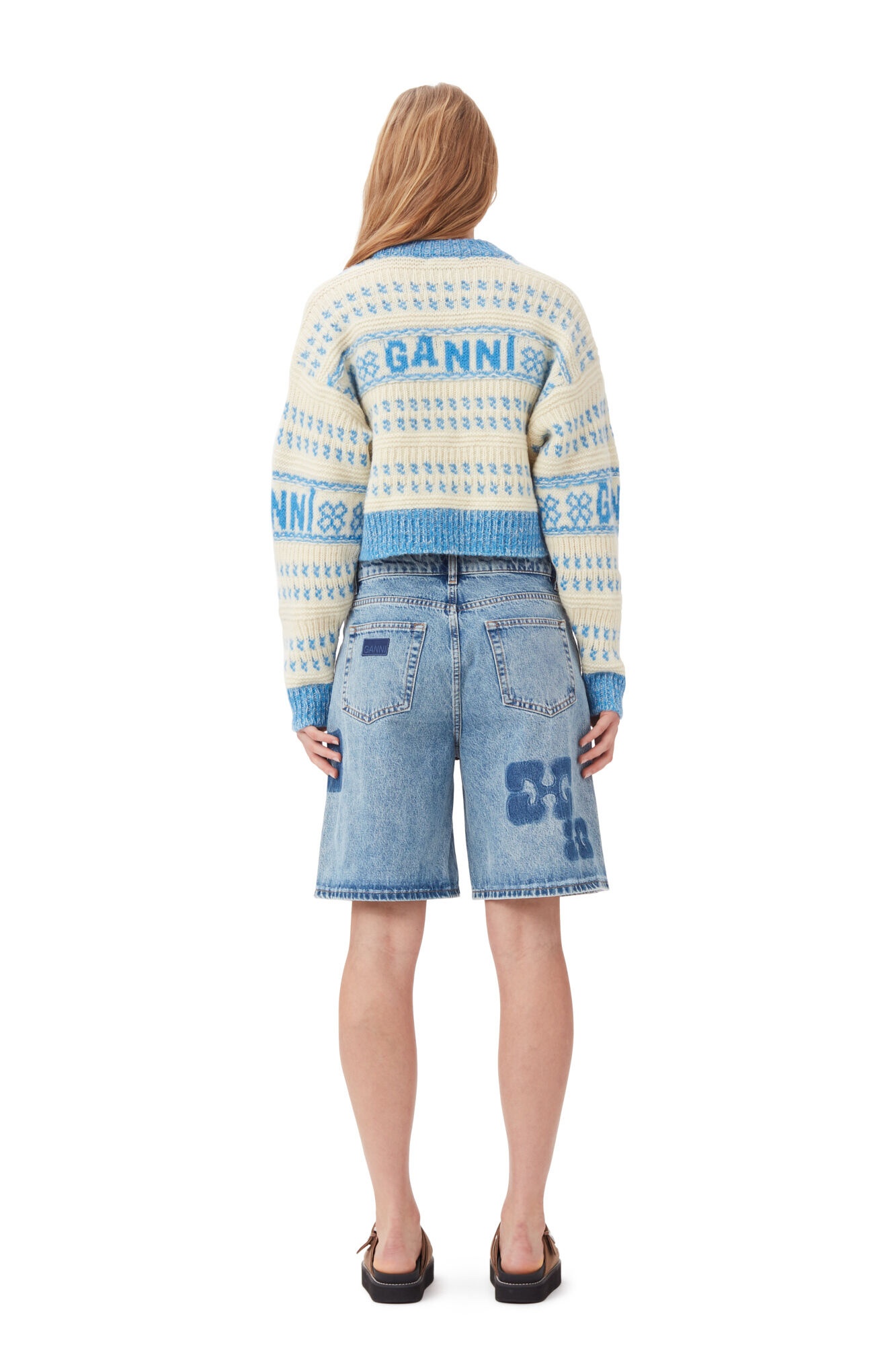 BLUE LAMBSWOOL CROPPED O-NECK PULLOVER - 6