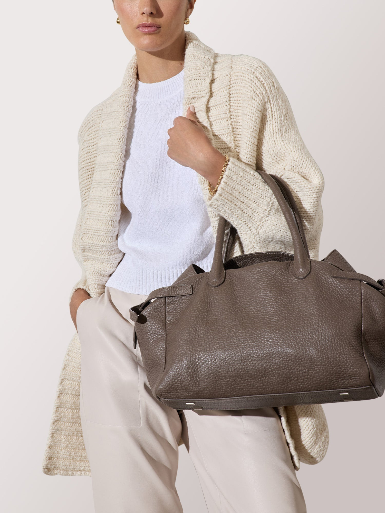 The Everyday Leather Tote - 7