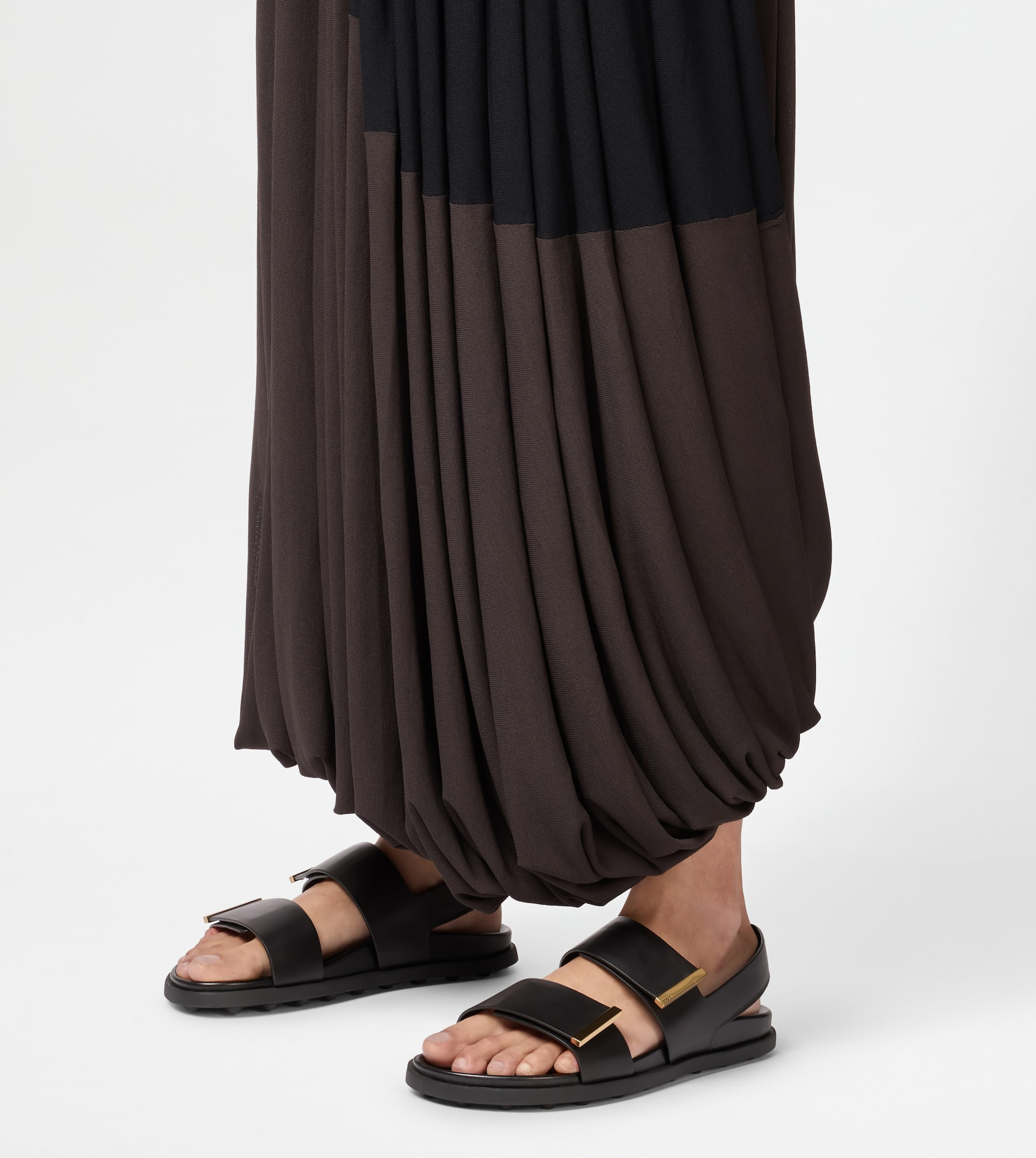 SANDALS IN LEATHER - BLACK - 7