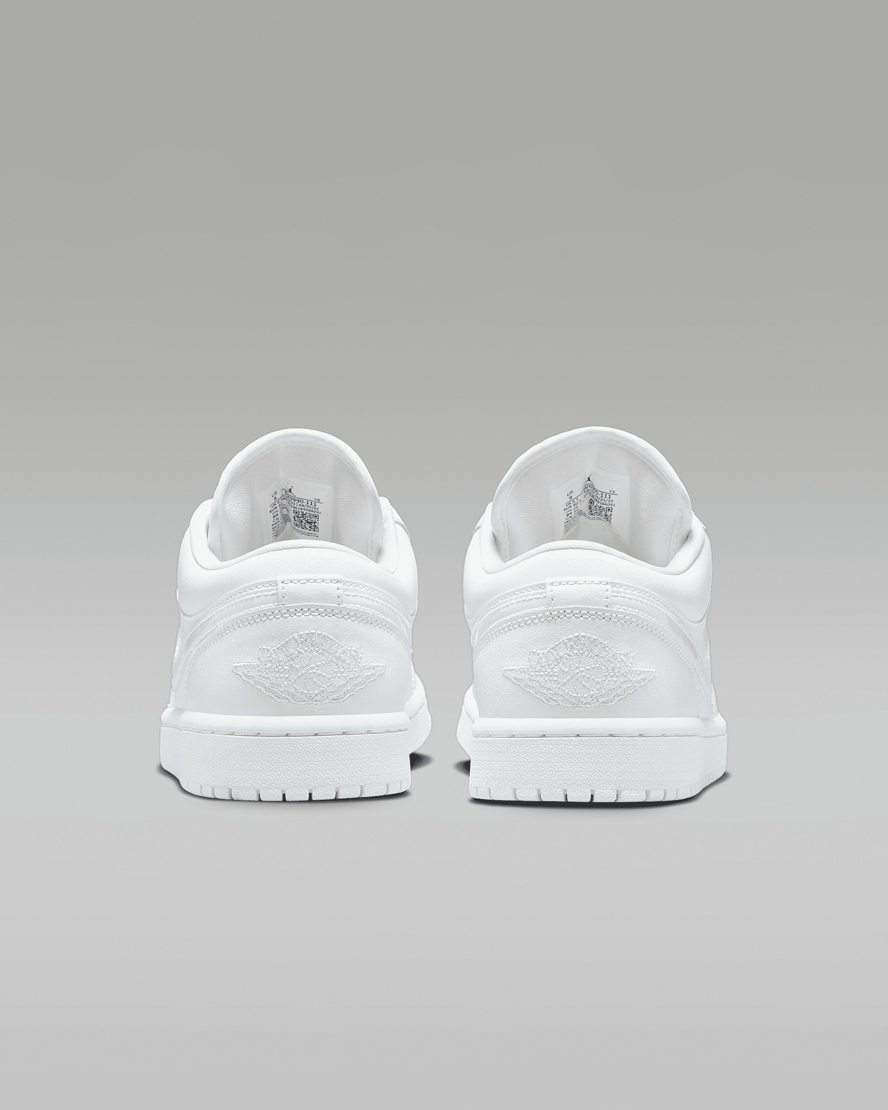 Air Jordan 1 Low Women's Shoes - 6