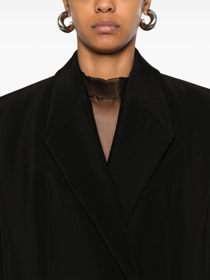 single-breasted coat 5