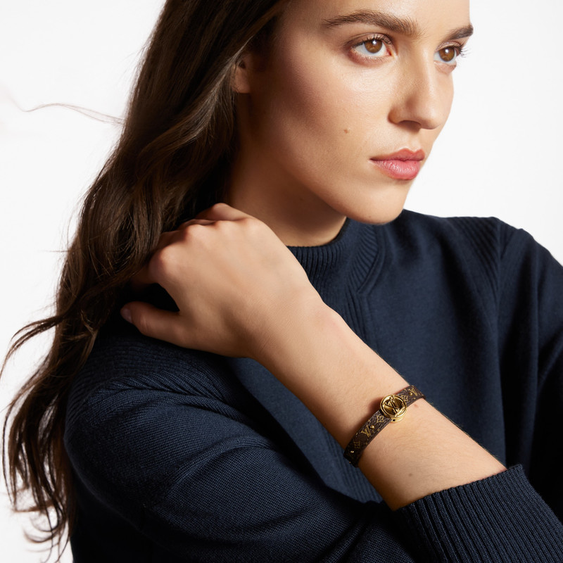 LV Circle Reversible Bracelet 4