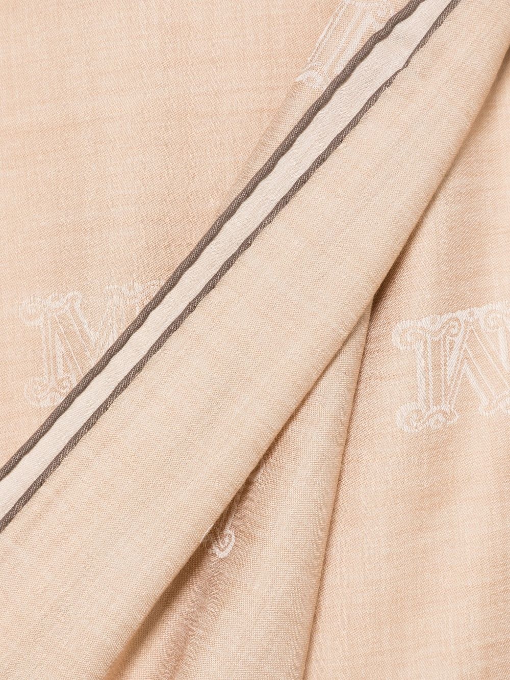 【関税＆送料込み】Max Mara Persia Scarf 138X138 Cm Accesso Scarves and shawls | Max Mara