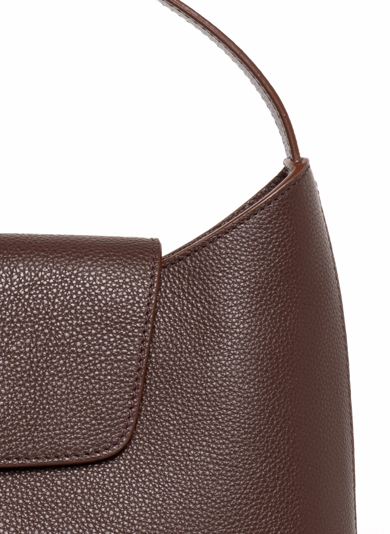 Kitten Pebbled Leather Dark Brown 4