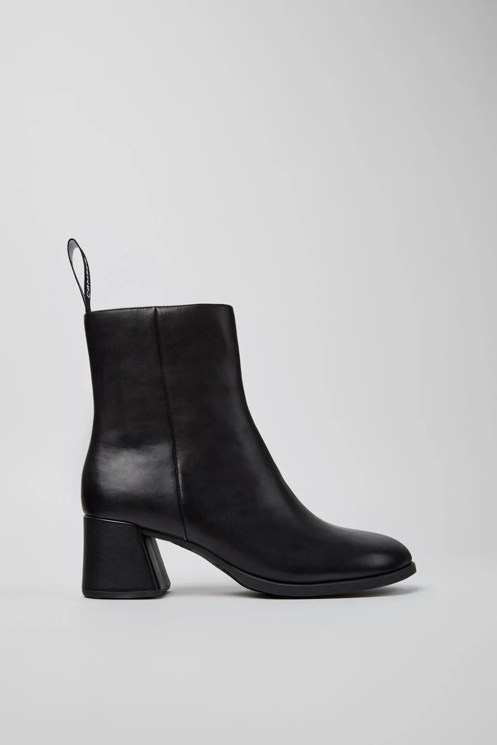 Kora Black Leather Ankle Boots for Women. - 1