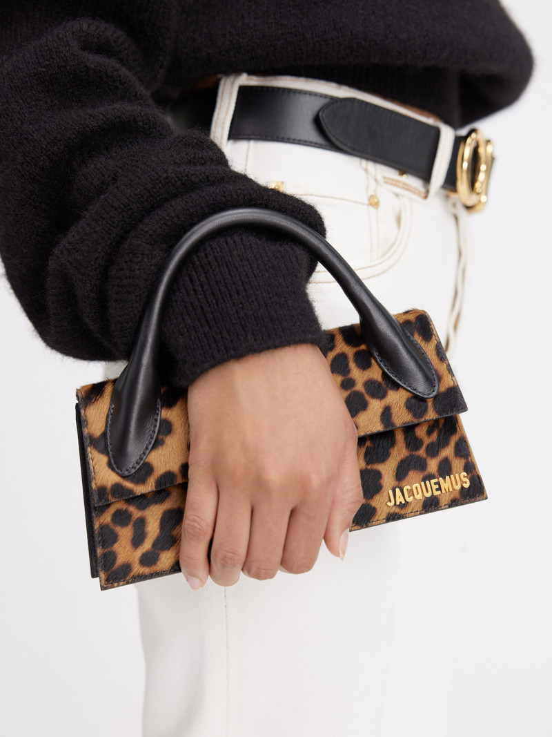 JACQUEMUS Le Chiquito long outlook