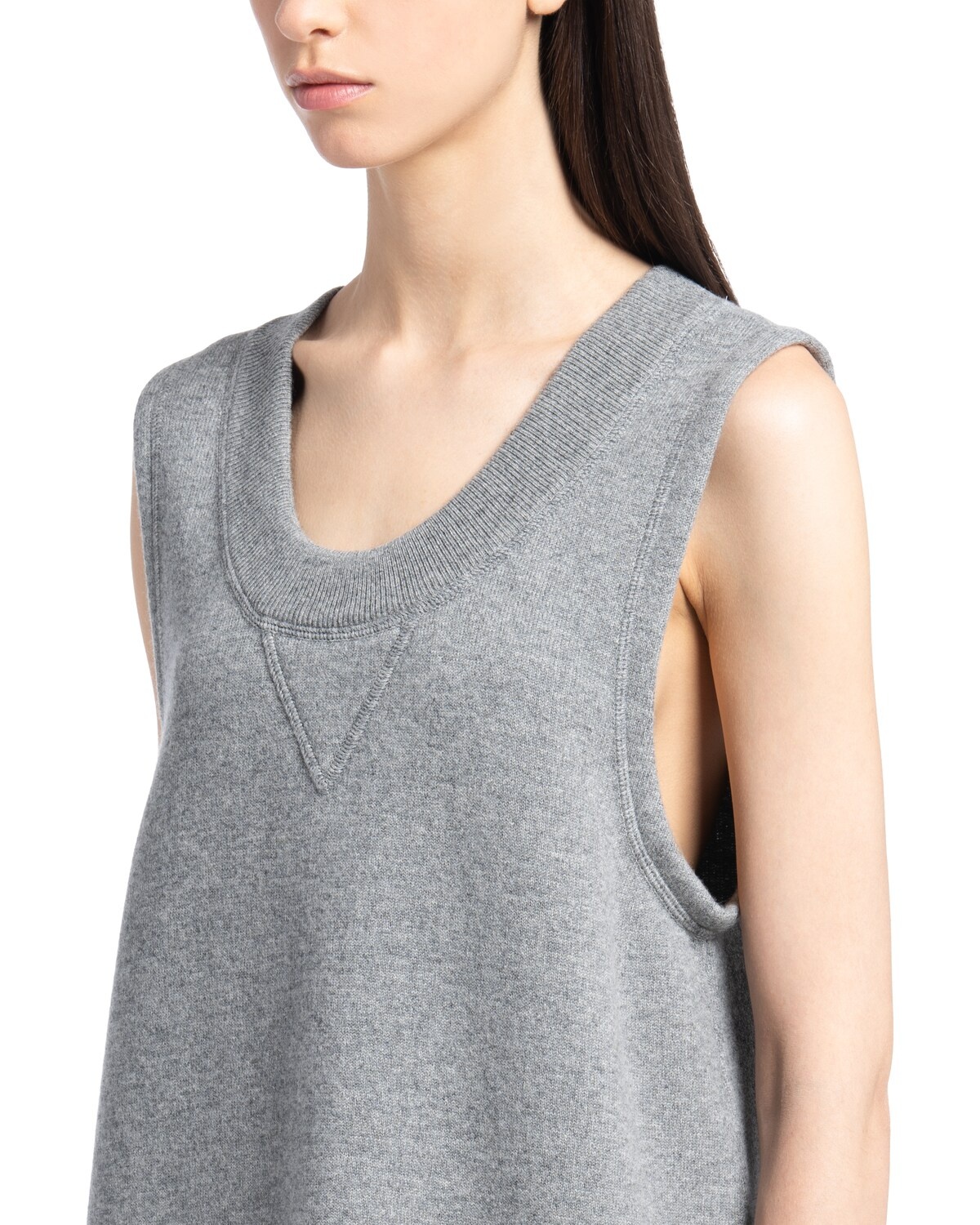 Sleeveless cashmere knit mini-dress - 5