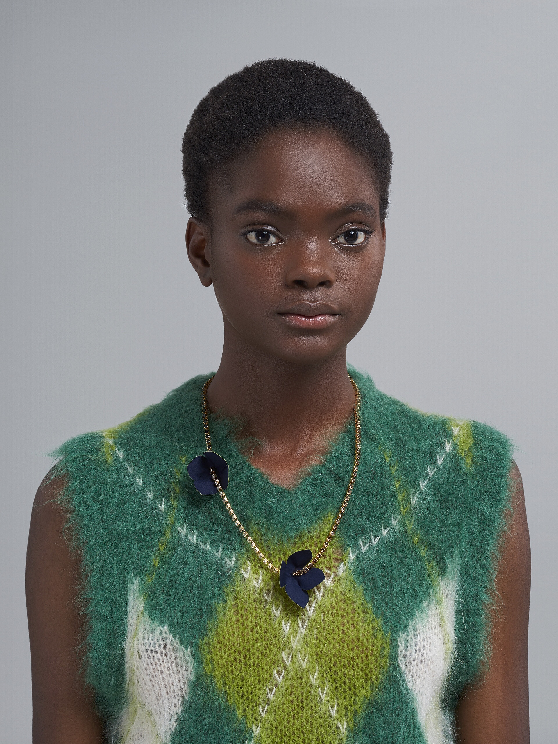 FLORA NECKLACE IN BI-COLOURED COTTON AND RHINESTONE - 2