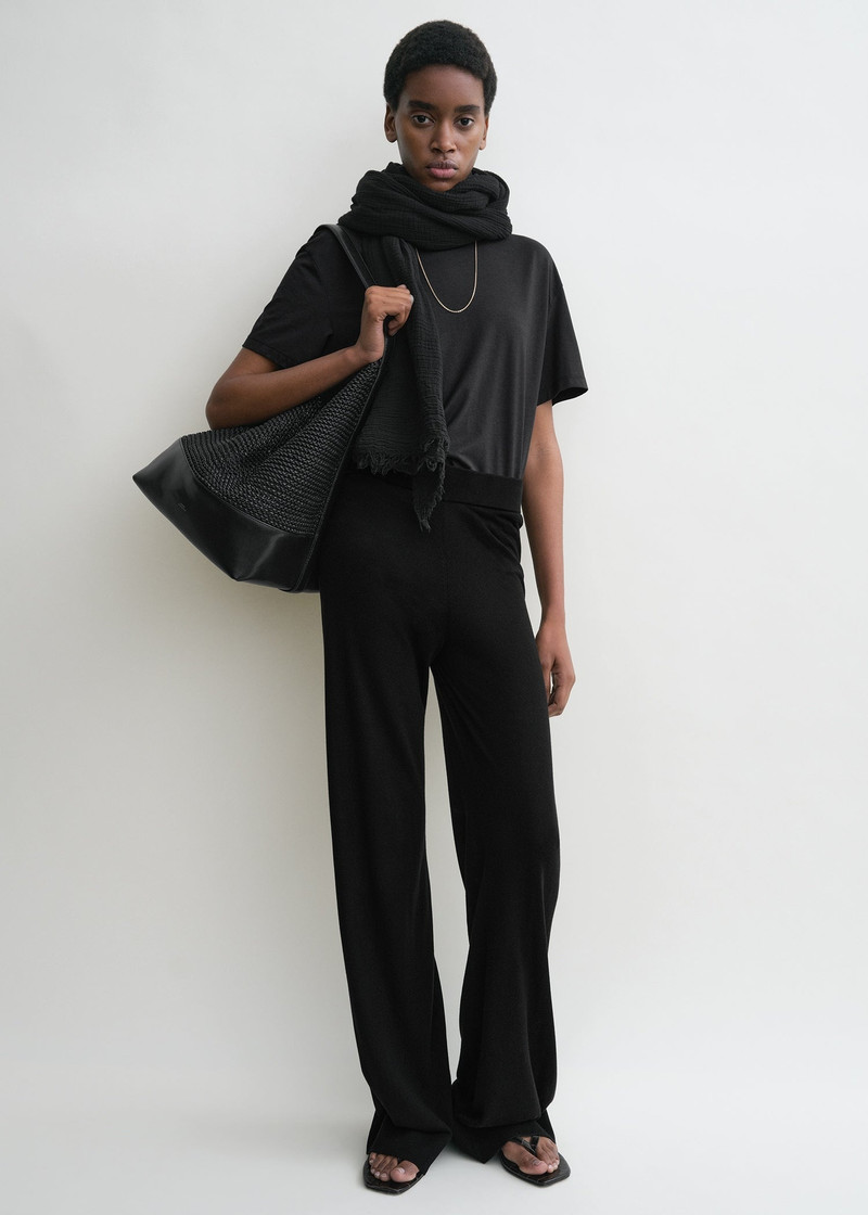 Totême Wide knit trousers black outlook
