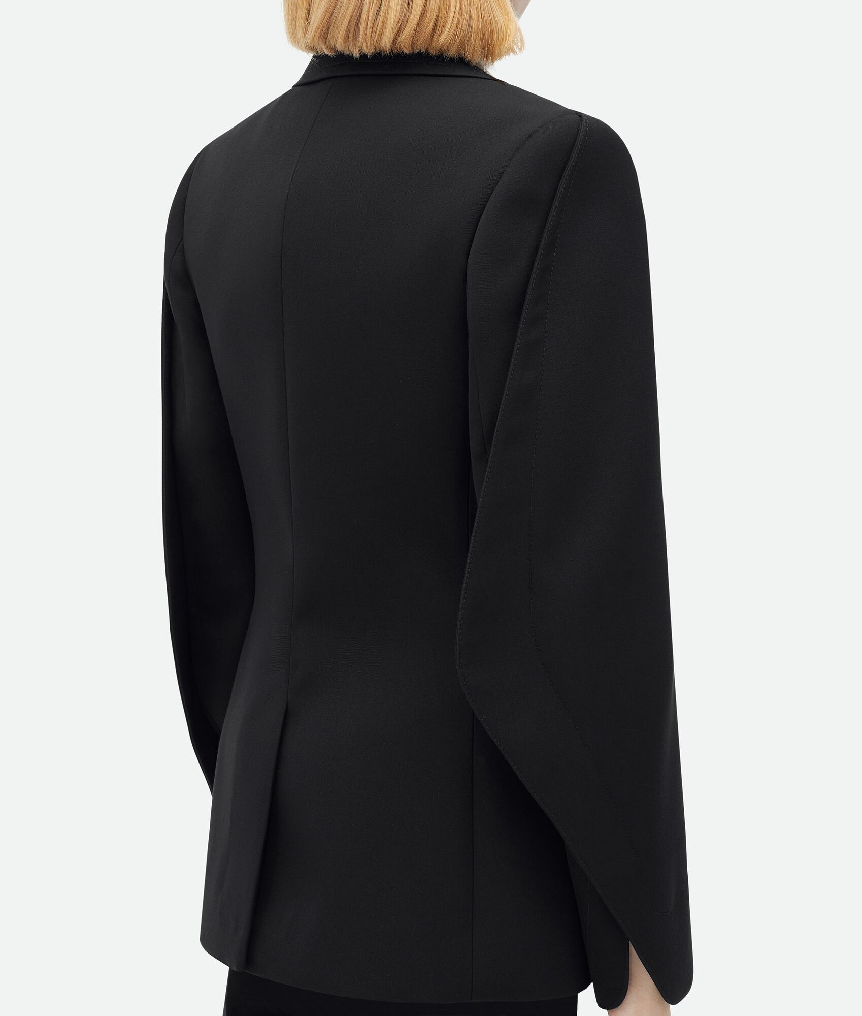 Curved Sleeves Wool Jacket With Contrasting Collar - 4