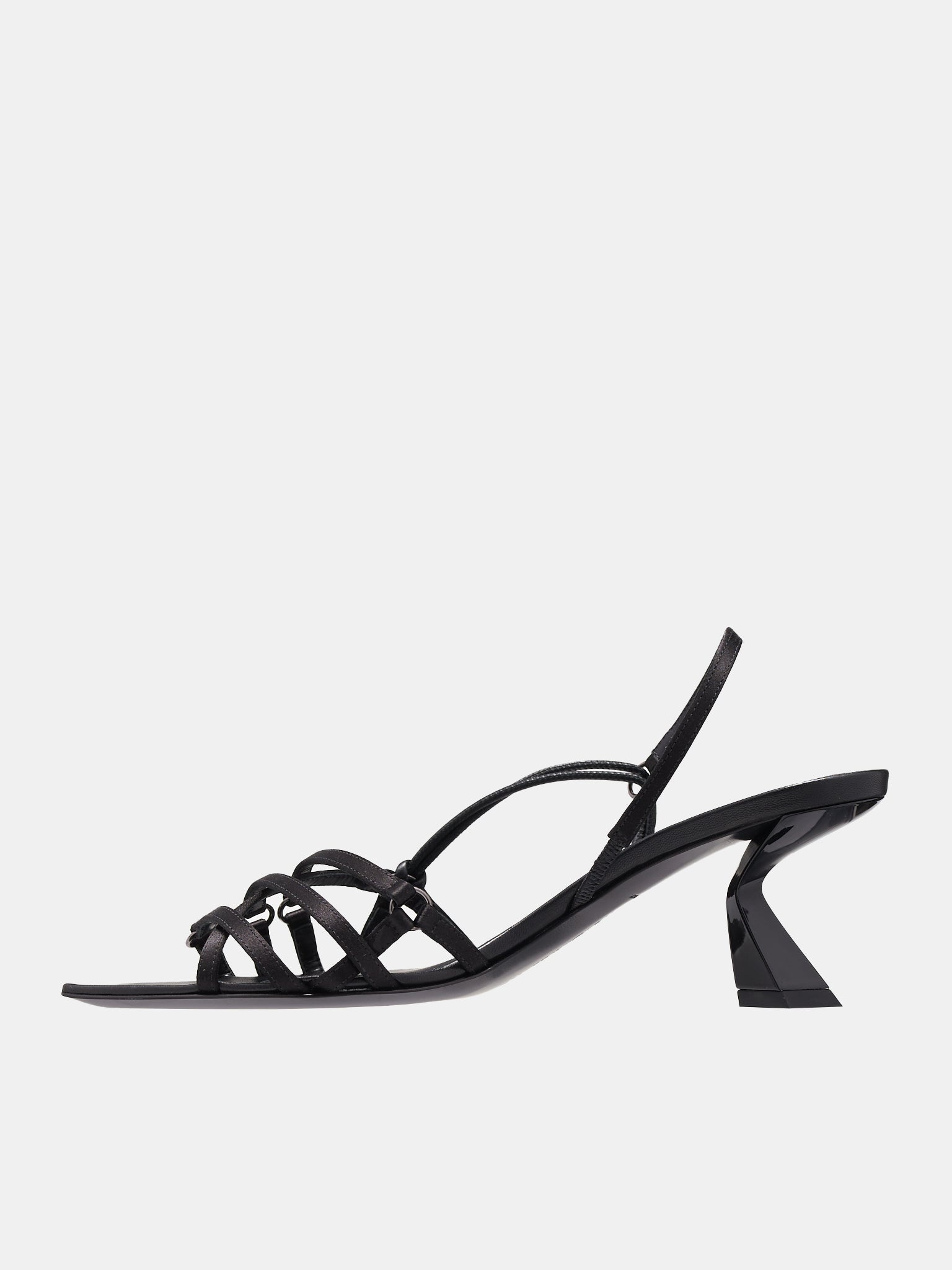 Low Heeled Sandals - 3
