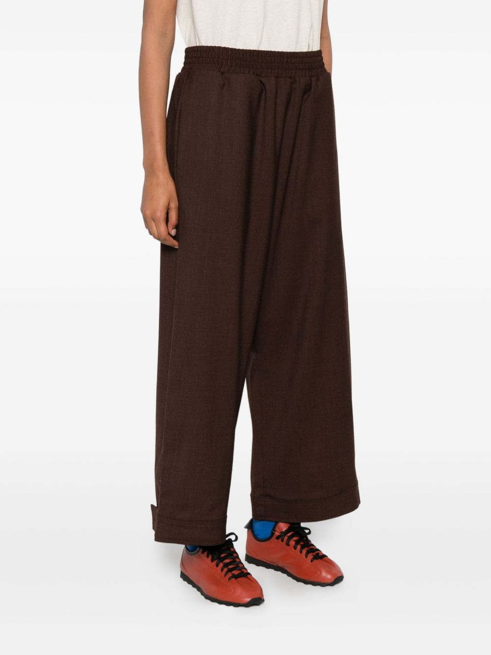 elasticated-waist cuffed trousers - 3