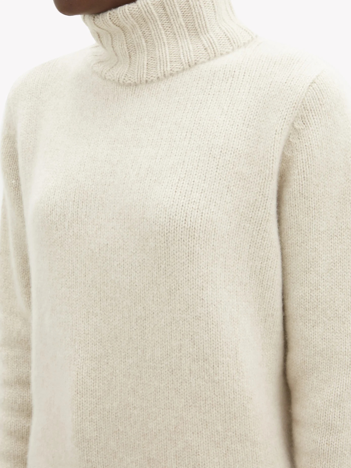 Roll-neck cashmere sweater - 4