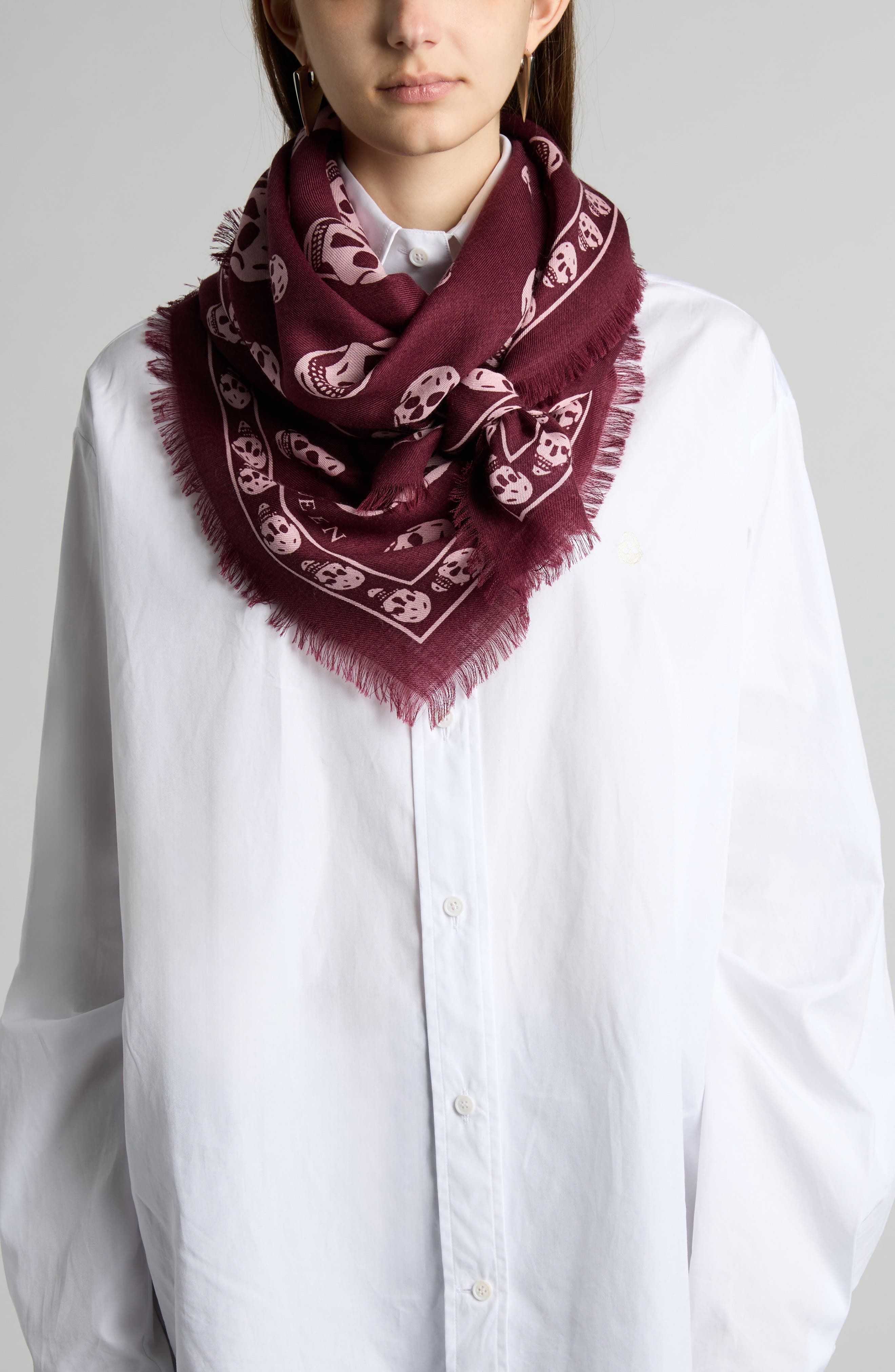 McQueen Skull Print Wool Fringe Scarf in Burgundy/Pink at Nordstrom - 2