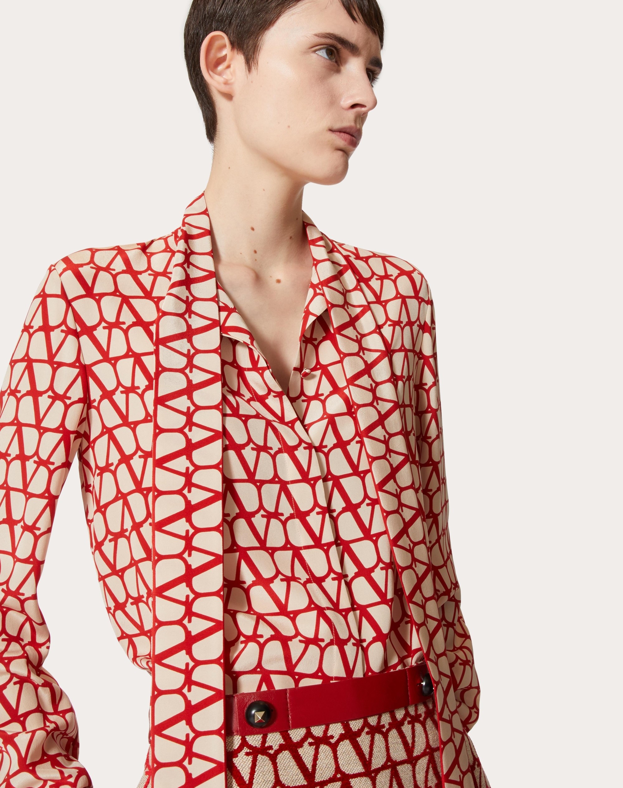 VLOGO CREPE DE CHINE BLOUSE - 5