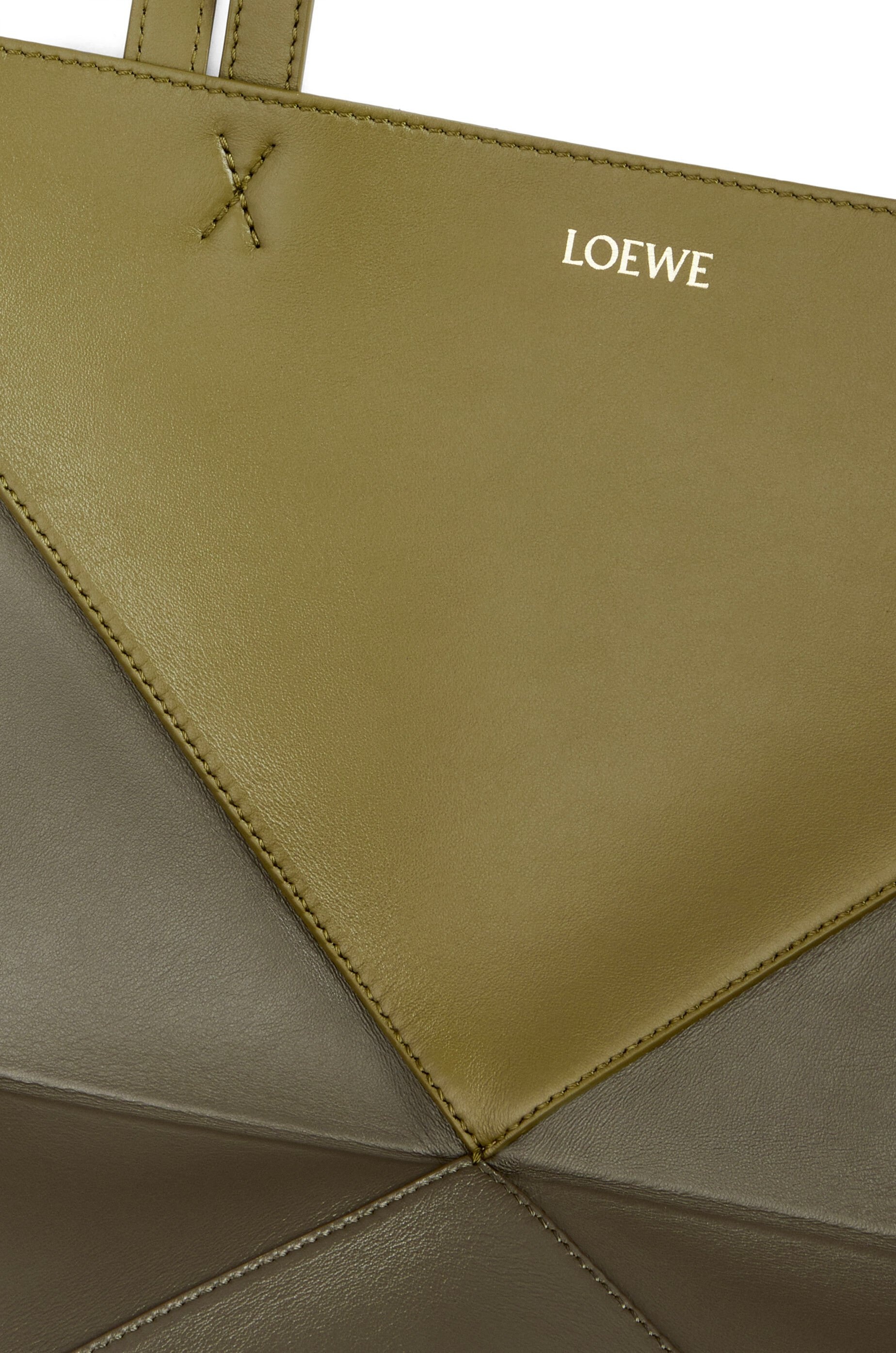 Puzzle Fold Tote in shiny calfskin - 9