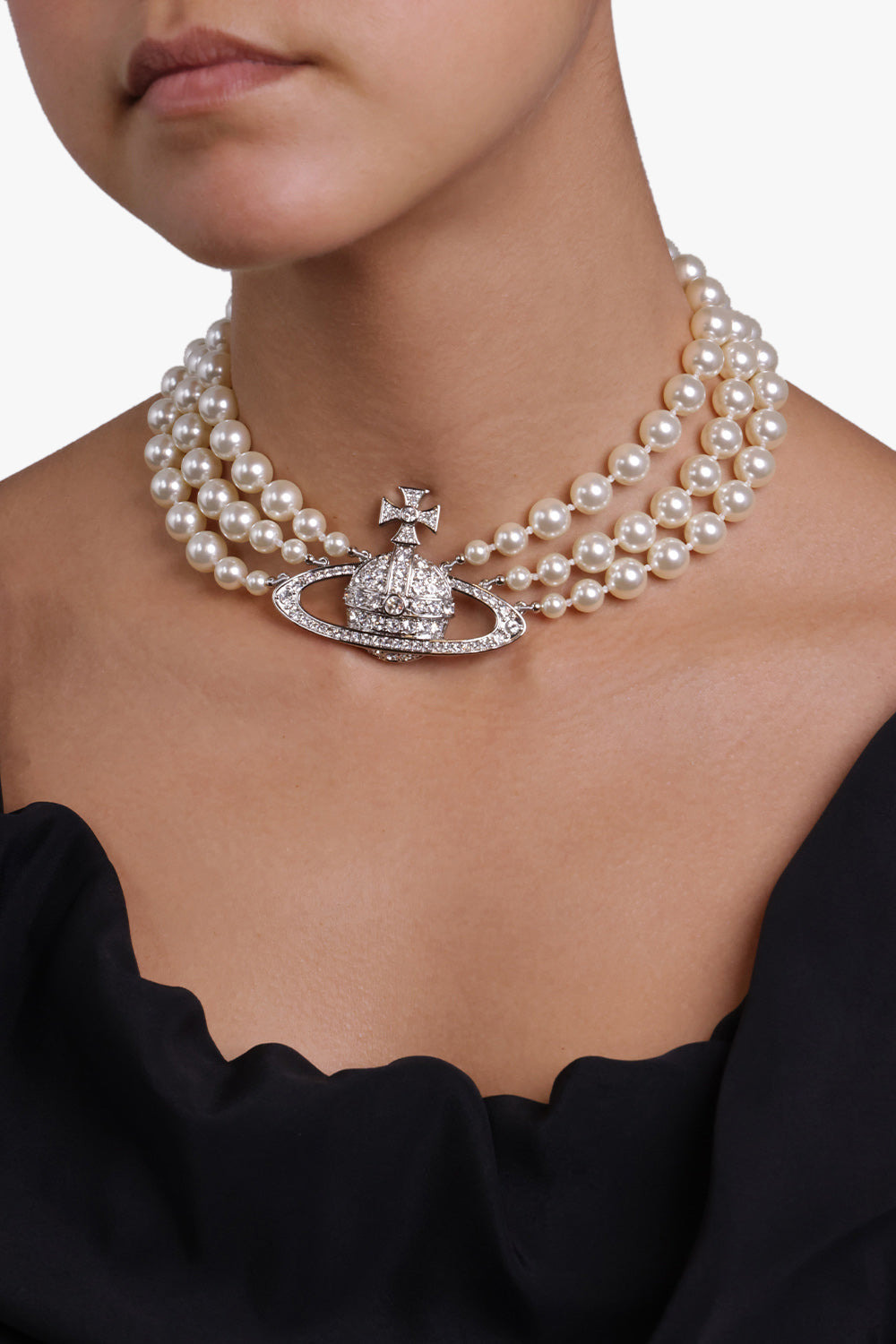 THREE ROW PEARL BAS RELIEF CHOKER | SILVER/PEARL/CRYSTAL - 3