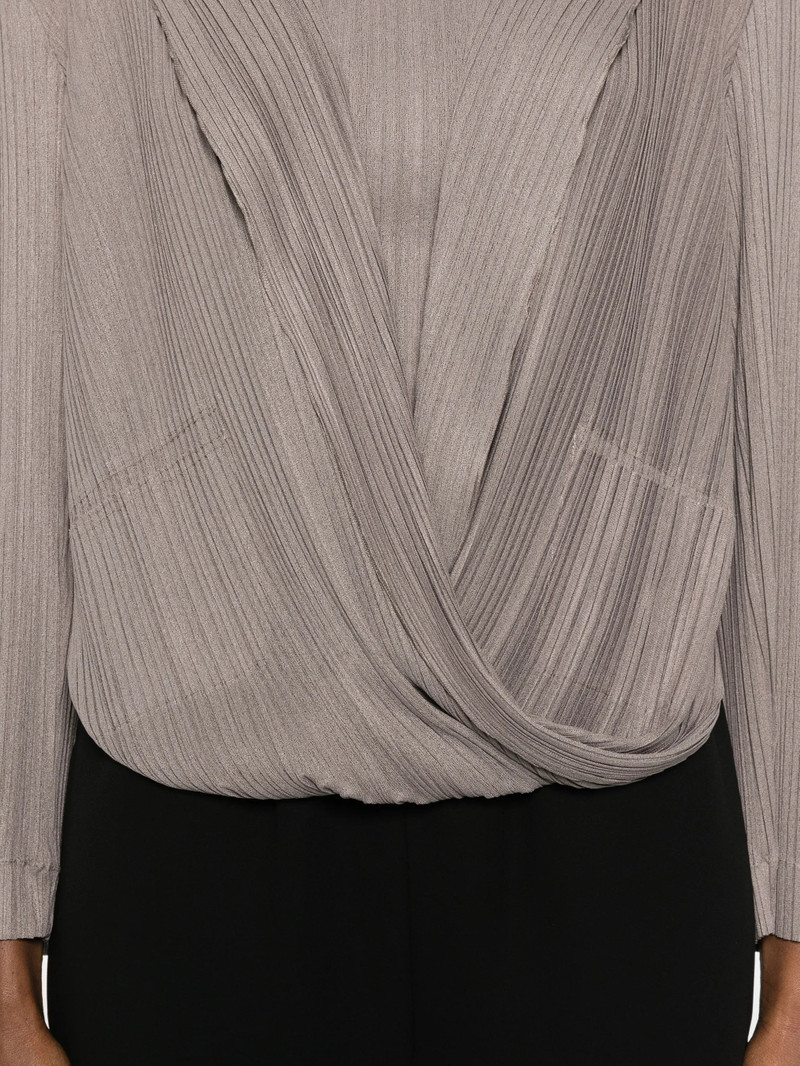 GIORGIO ARMANI Giorgio Armani Pleated Tank Top And Blouse Set outlook