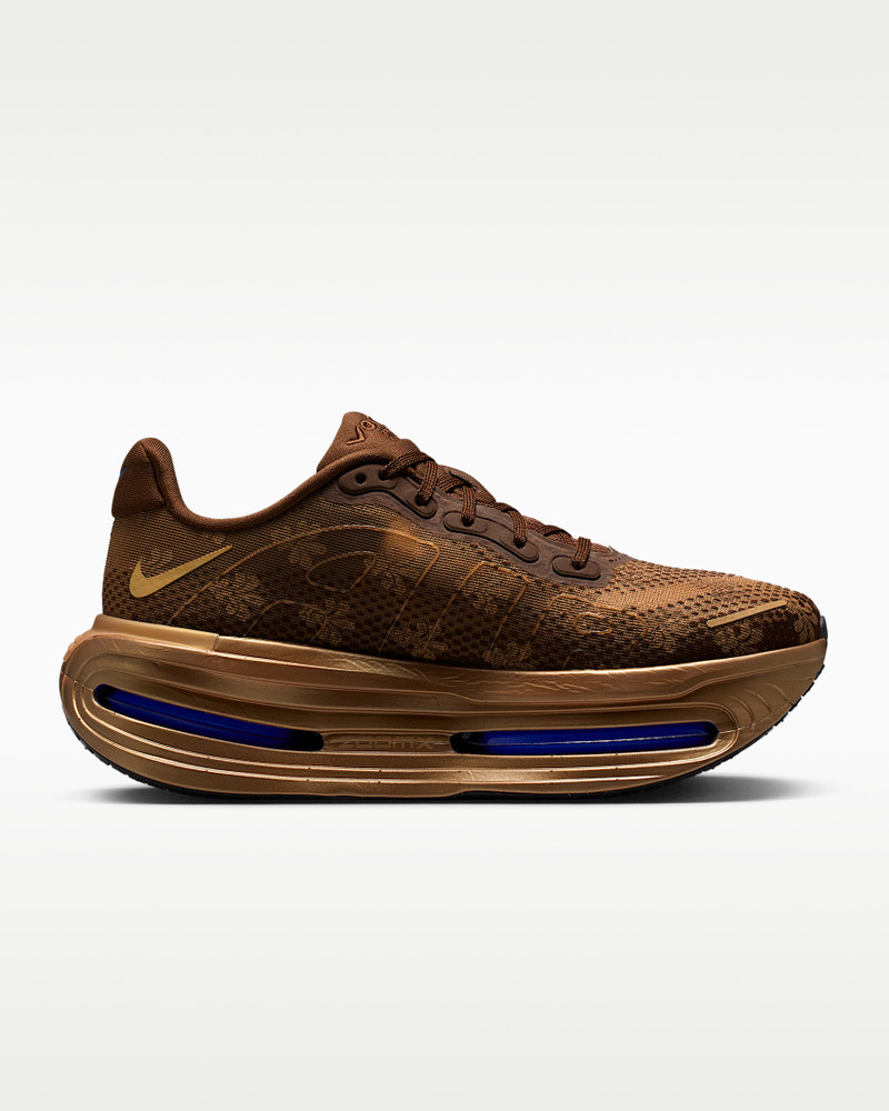 Nike Vomero Premium Women's Road Running Shoes 3