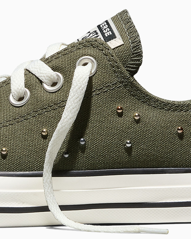 Chuck Taylor All Star Mini Studs 6