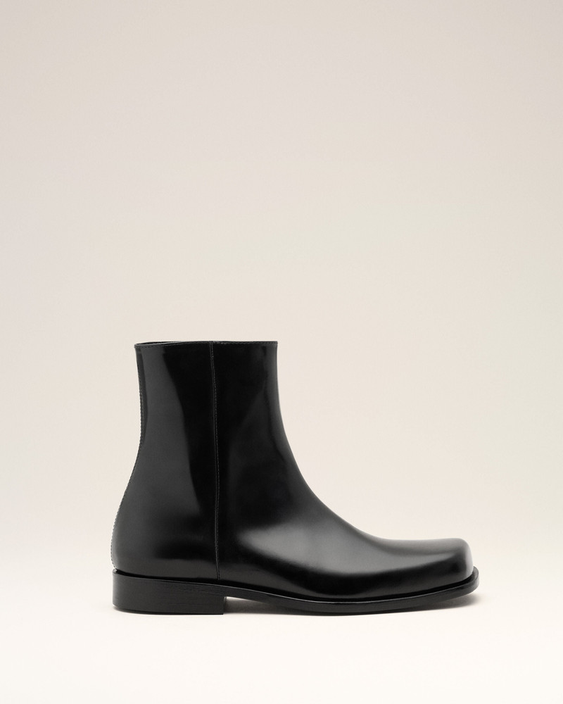 BLACK COW LEATHER ANKLE BOOTS 1