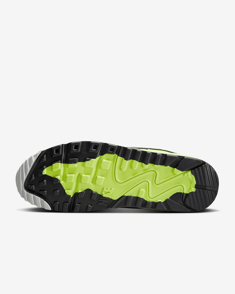 Nike Nike Air Max 90 GORE-TEX Men's Winterized Shoes outlook