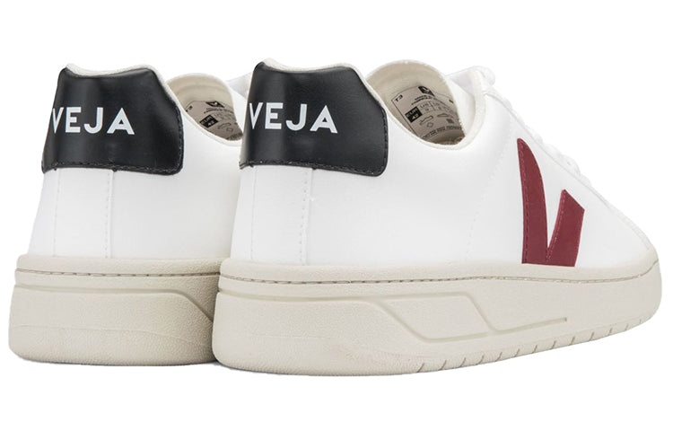 Veja Urca CWL 'White Marsala Black' UC072437 - 3