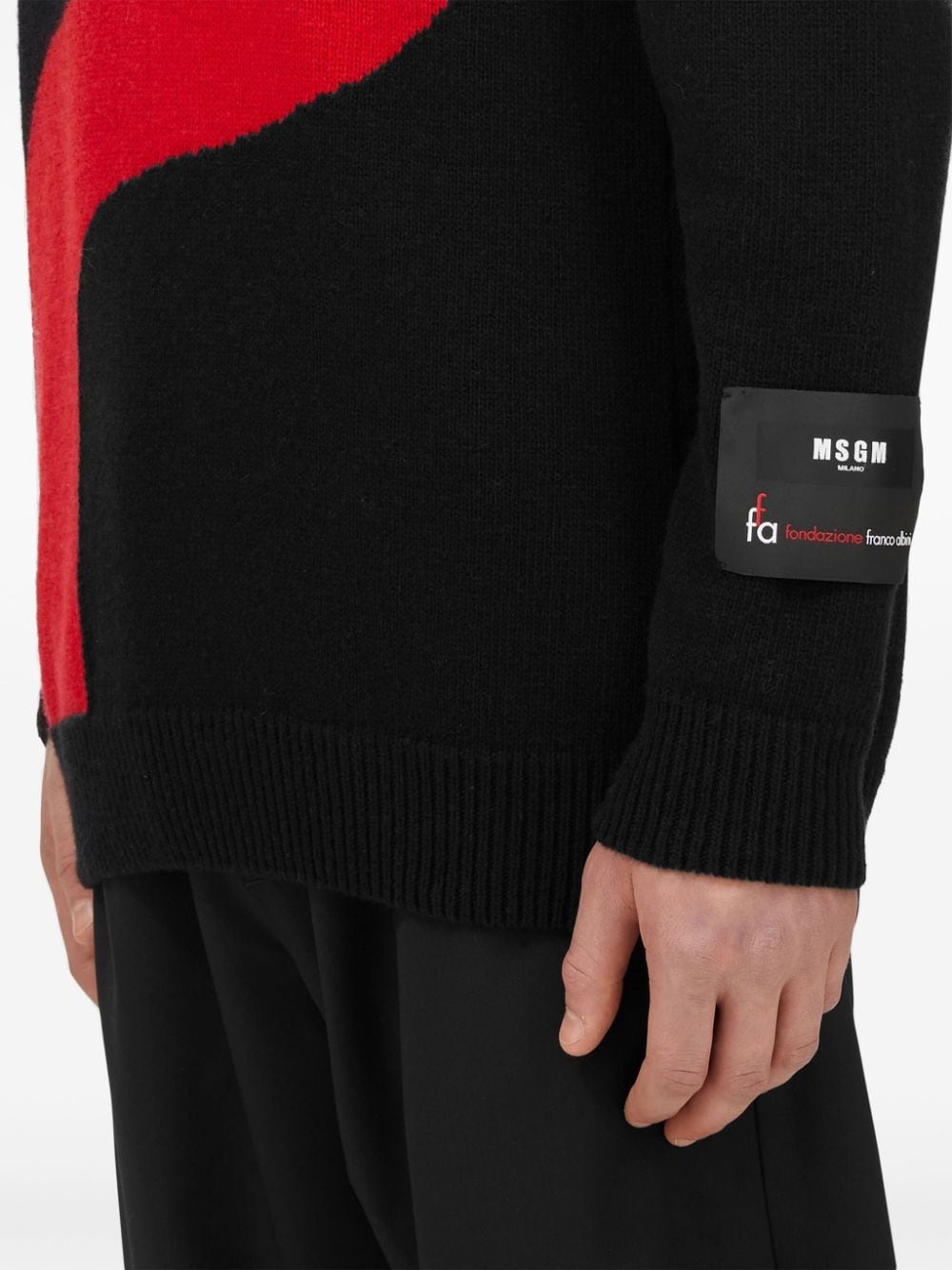 logo appliquÃ© patched sleeve jumper - 5
