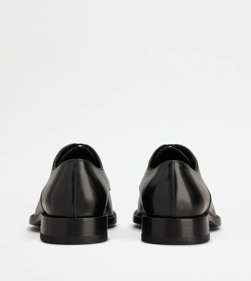 Tod's LACE-UPS IN LEATHER - BLACK outlook