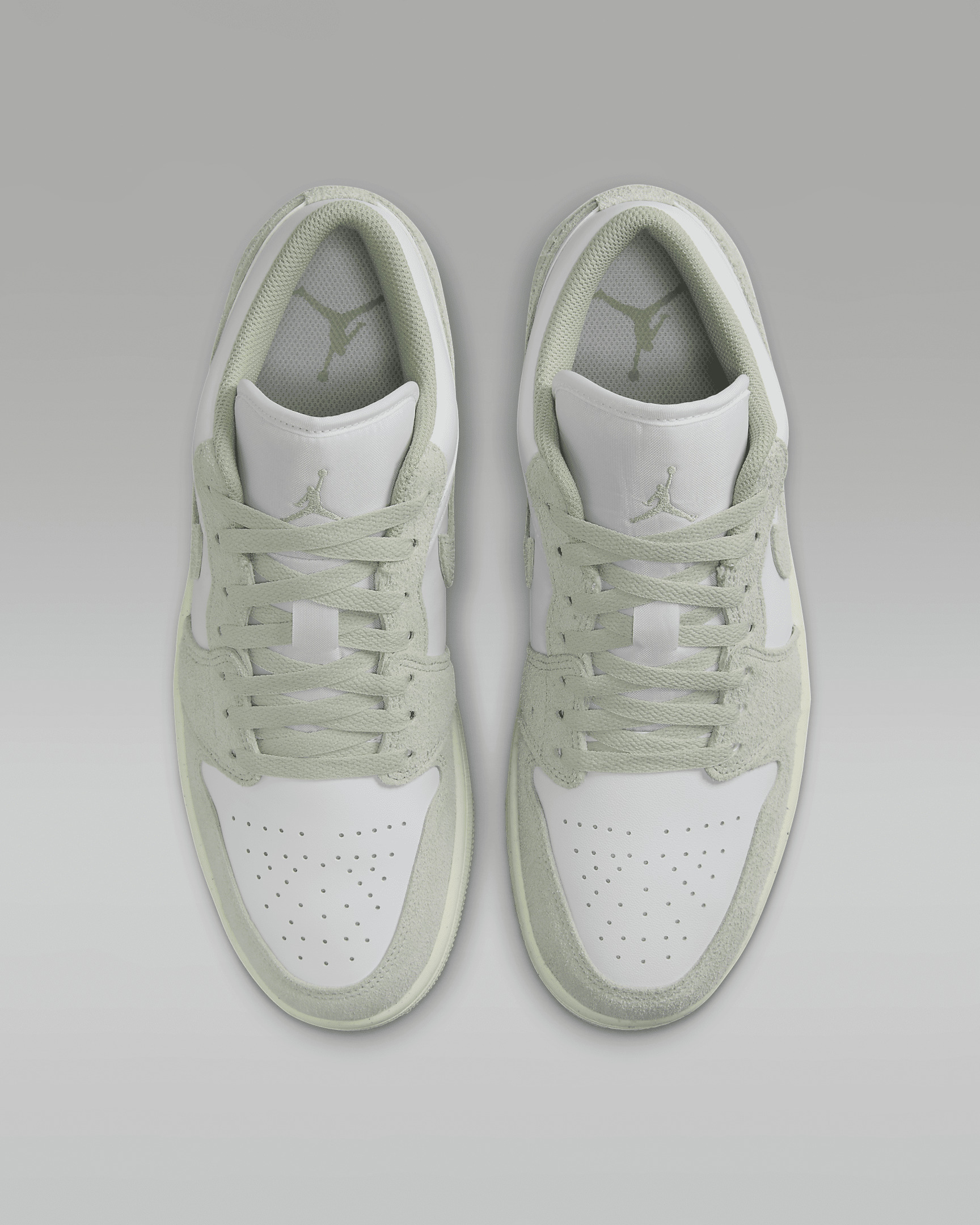 Men's Air Jordan 1 Low SE Shoes - 4