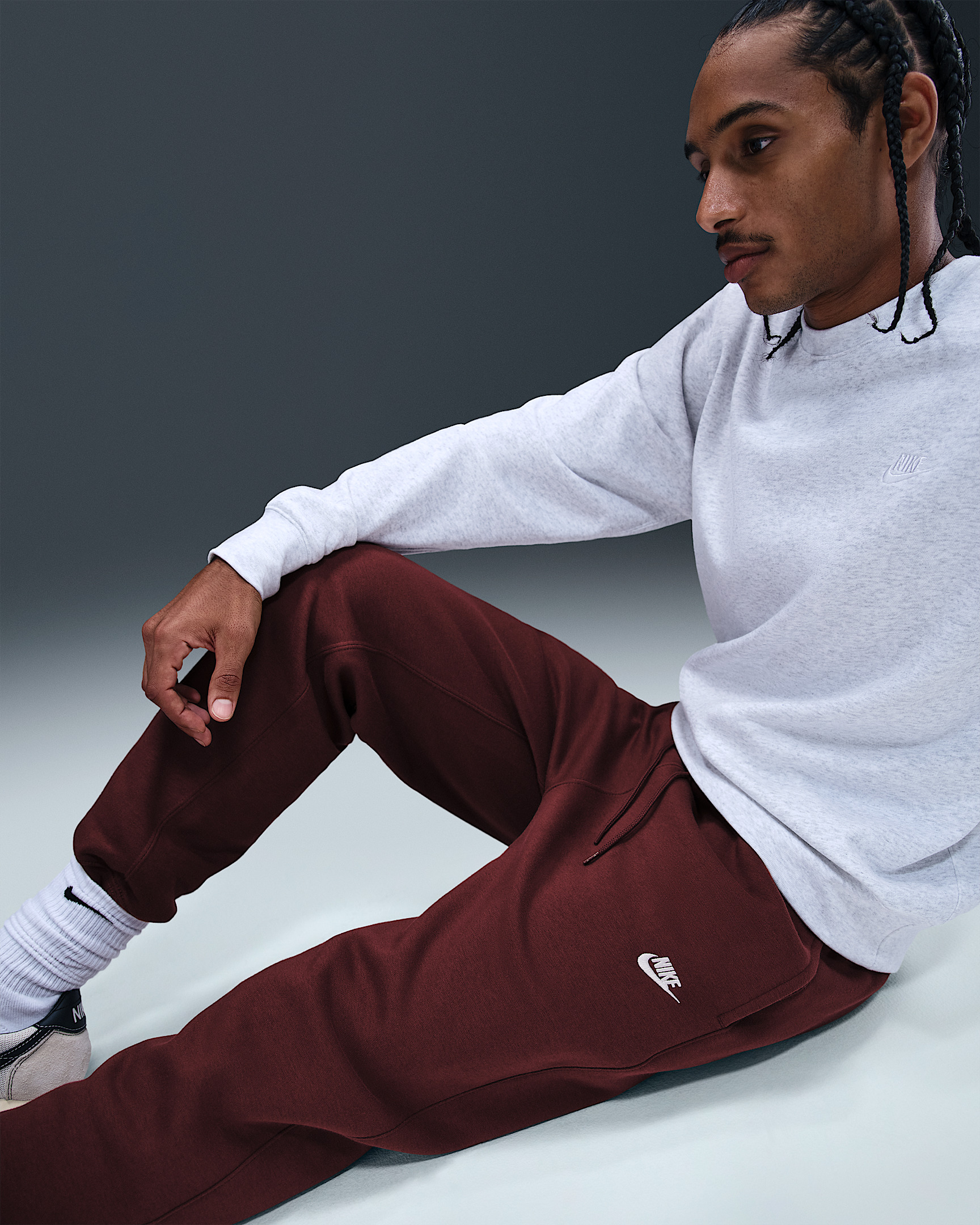 Nike Club Men's Joggers - 5