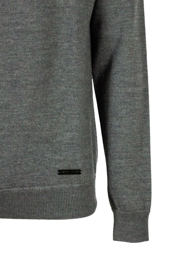 raglan crewneck sweater 3