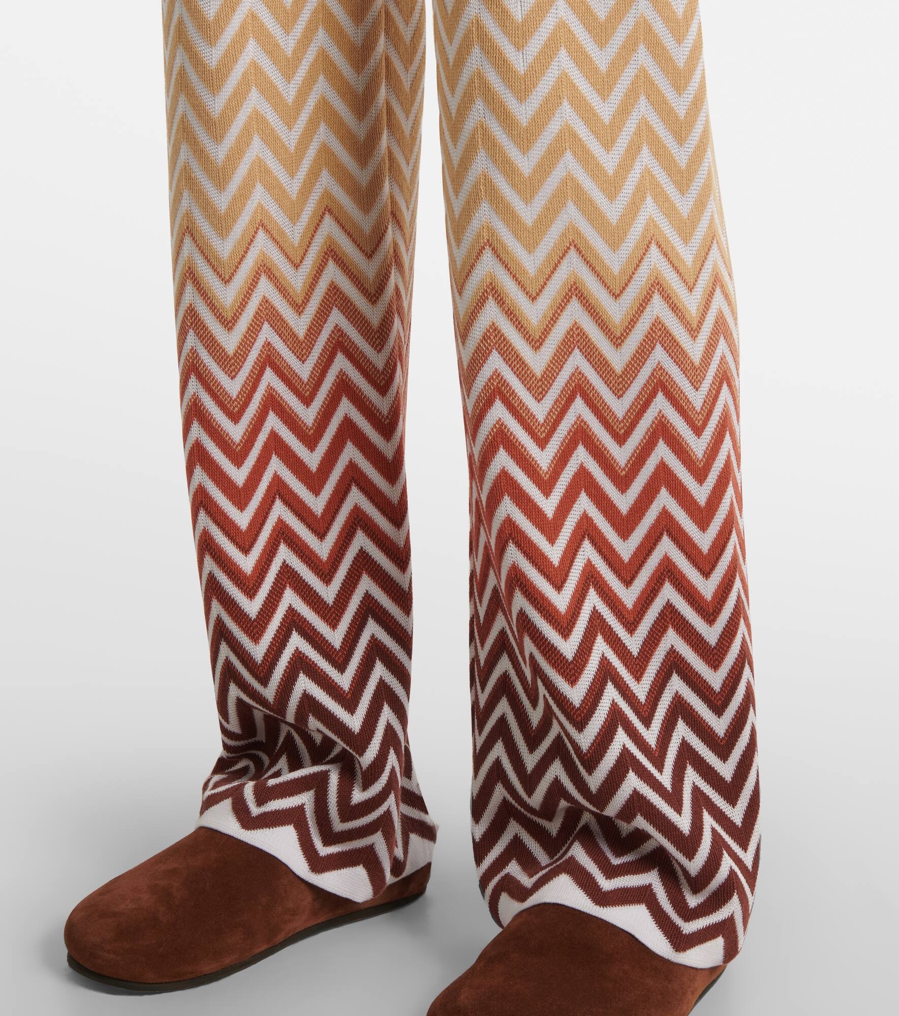 Zigzag cotton-blend flared pants - 5