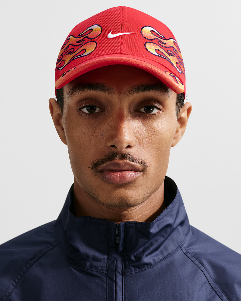 Nike Club Structured OG Flame Cap 1