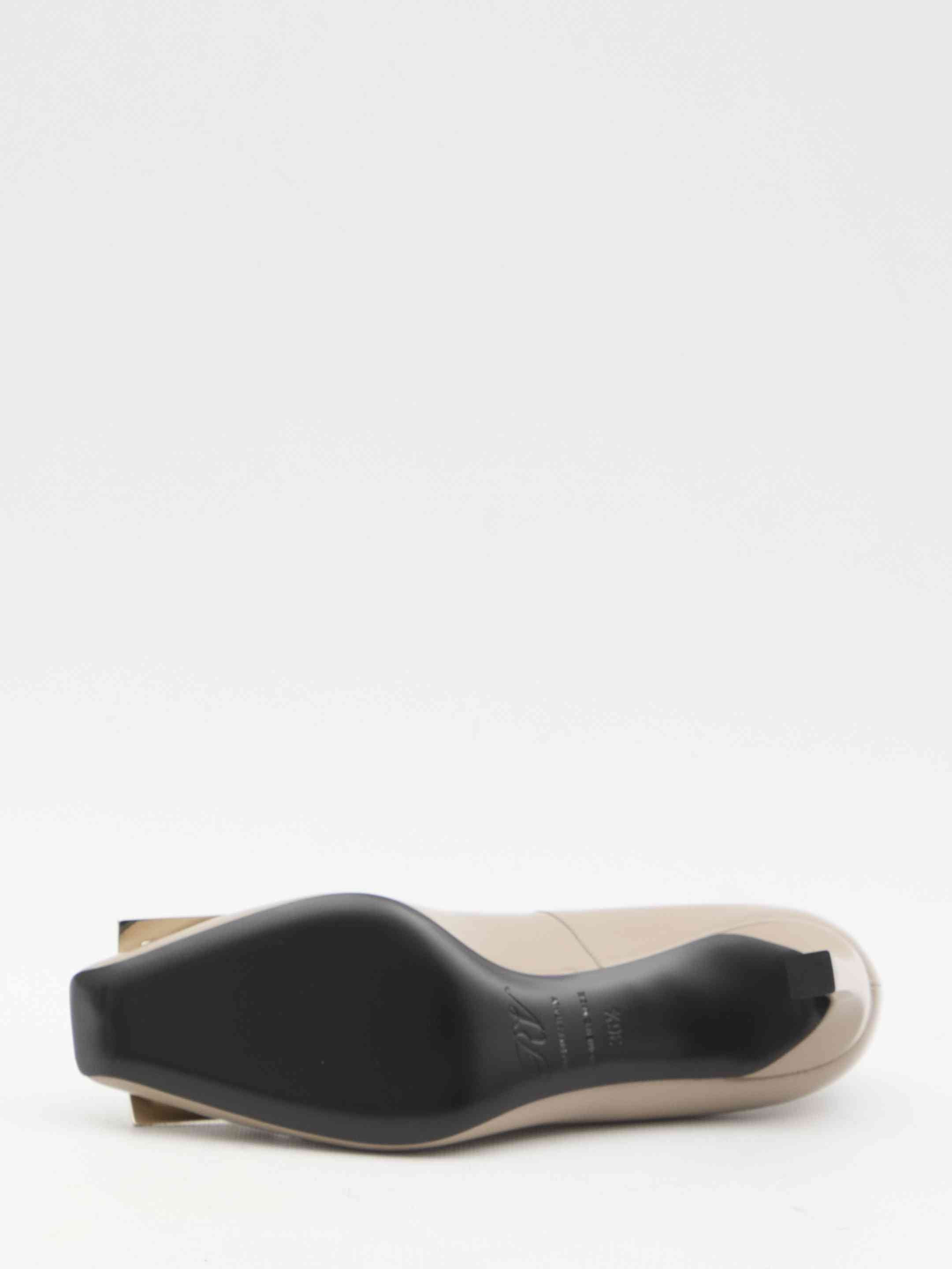 Roger Vivier Women Belle Vivier Trompette Pumps - 4