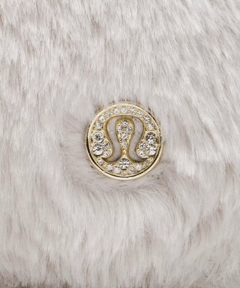 Everywhere Belt Bag 1L *Plush Fleece 6