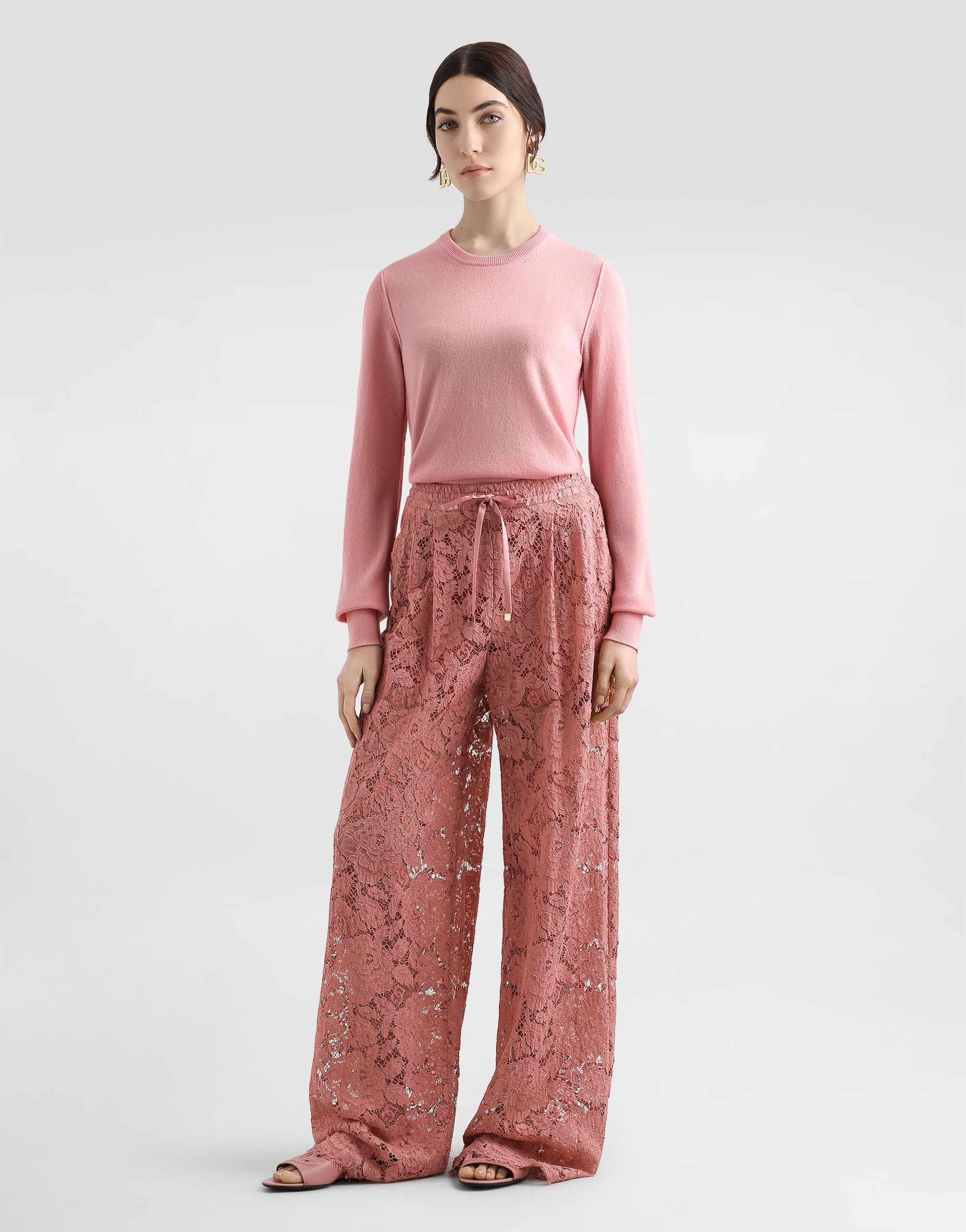 Cashmere sweater with inside-out seams - 2