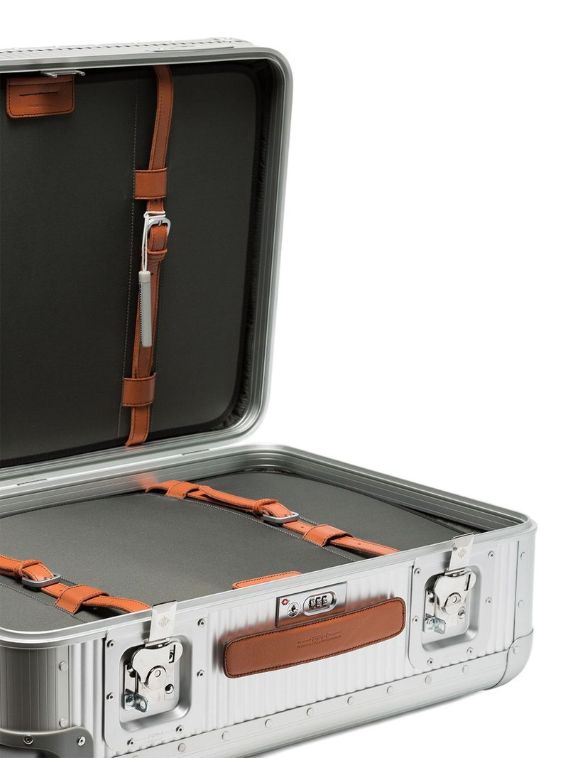 Metallic Silver Bank Spinner 68 Aluminium Suitcase 5
