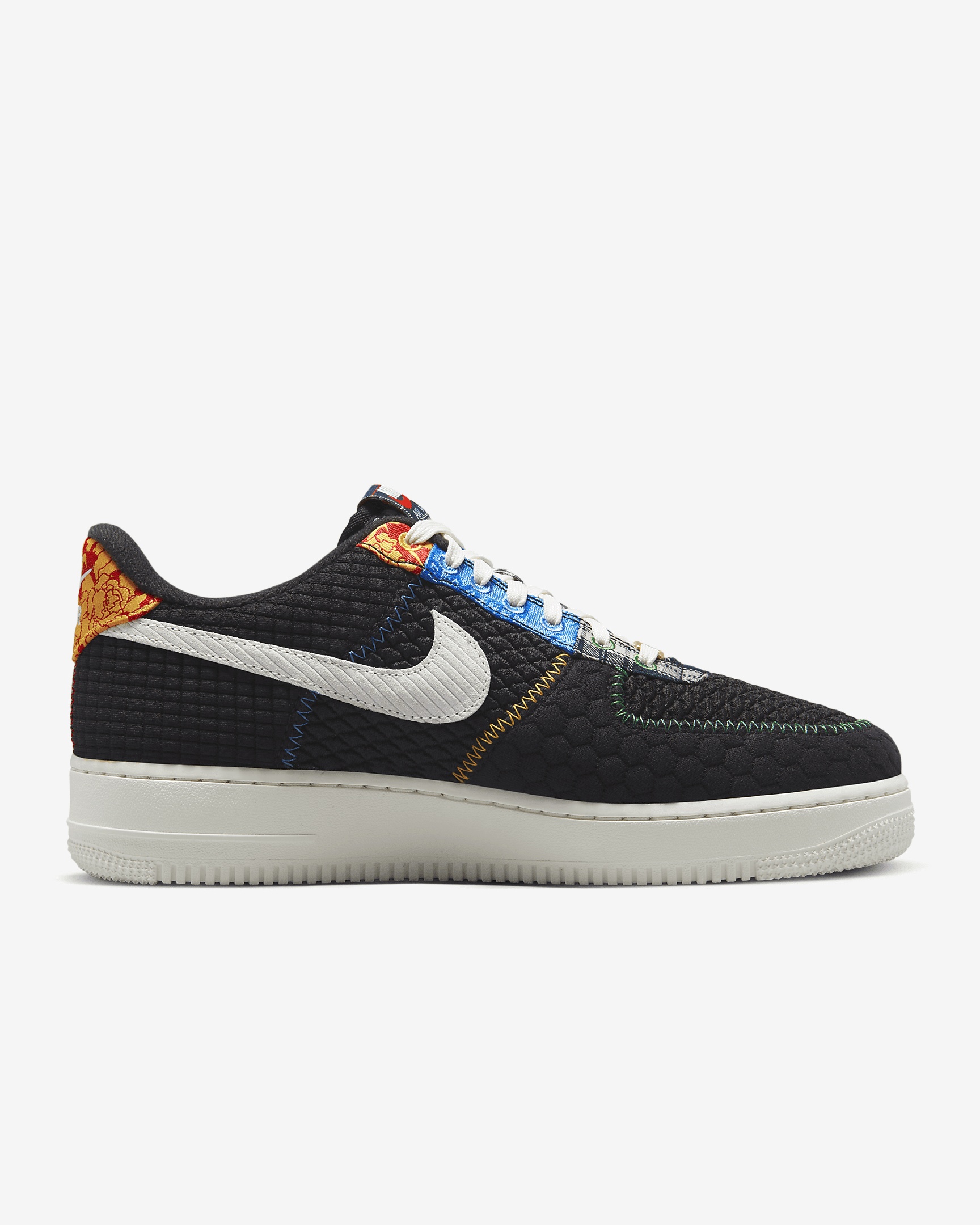 Nike Men's Air Force 1 '07 LV8 Shoes - 3