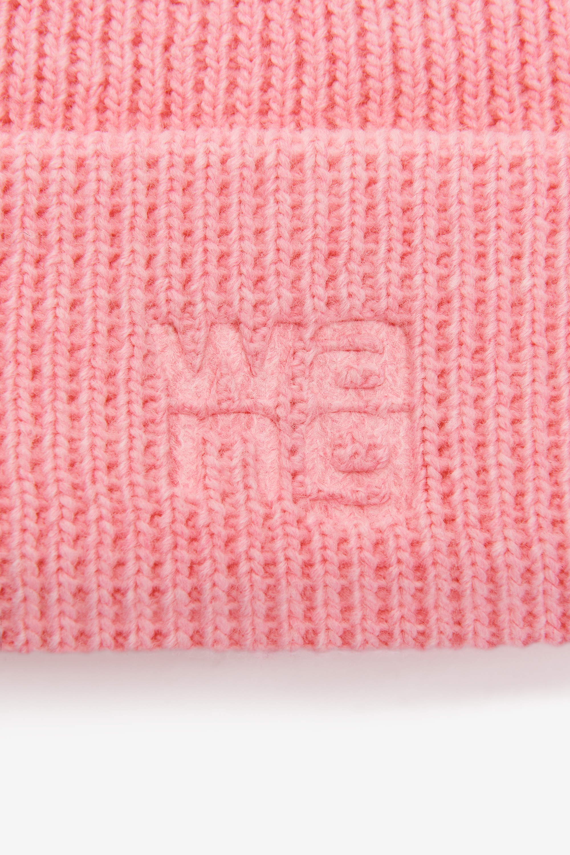 Logo beanie in compact deboss