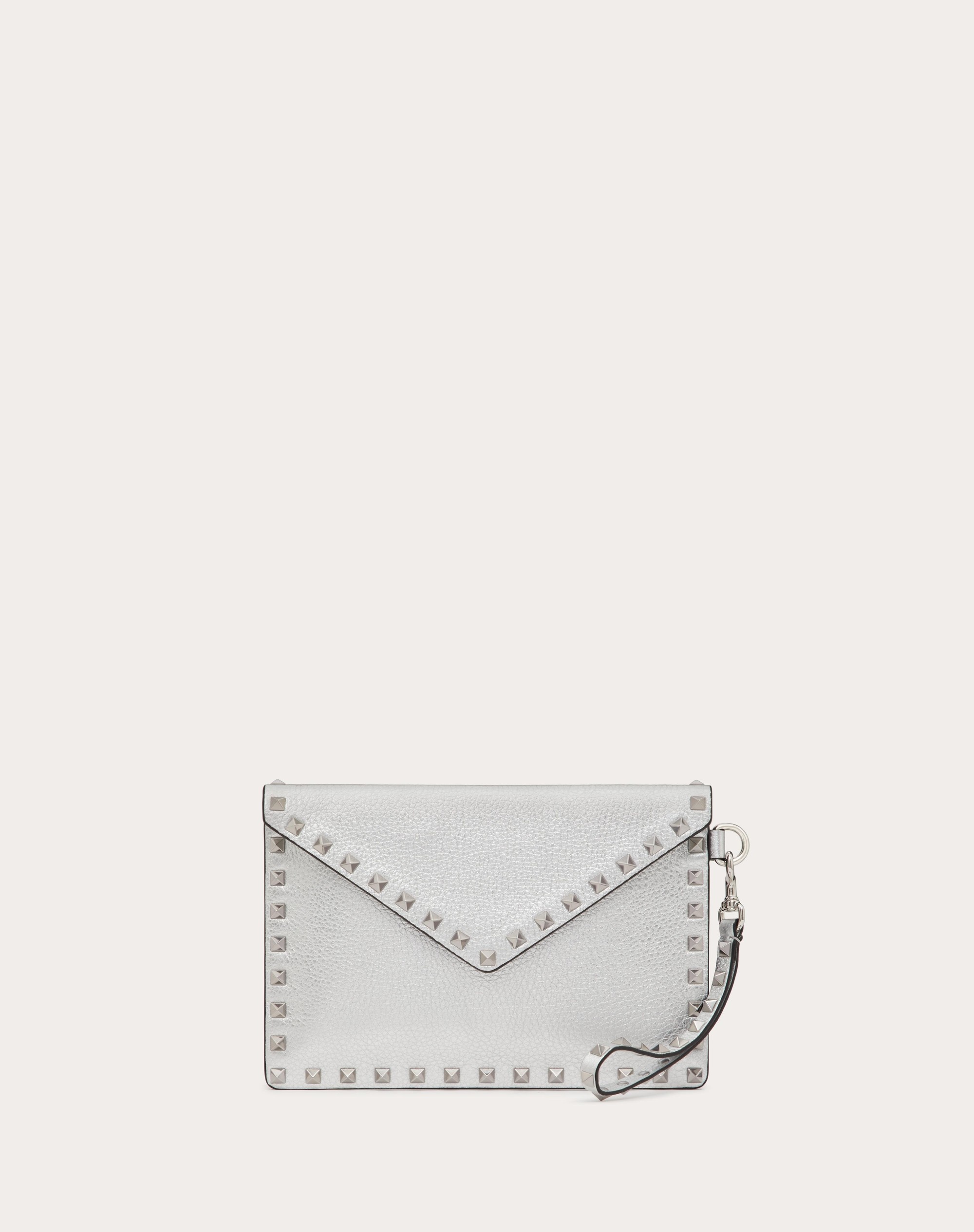 ROCKSTUD METALLIC GRAINY CALFSKIN CLUTCH BAG - 1