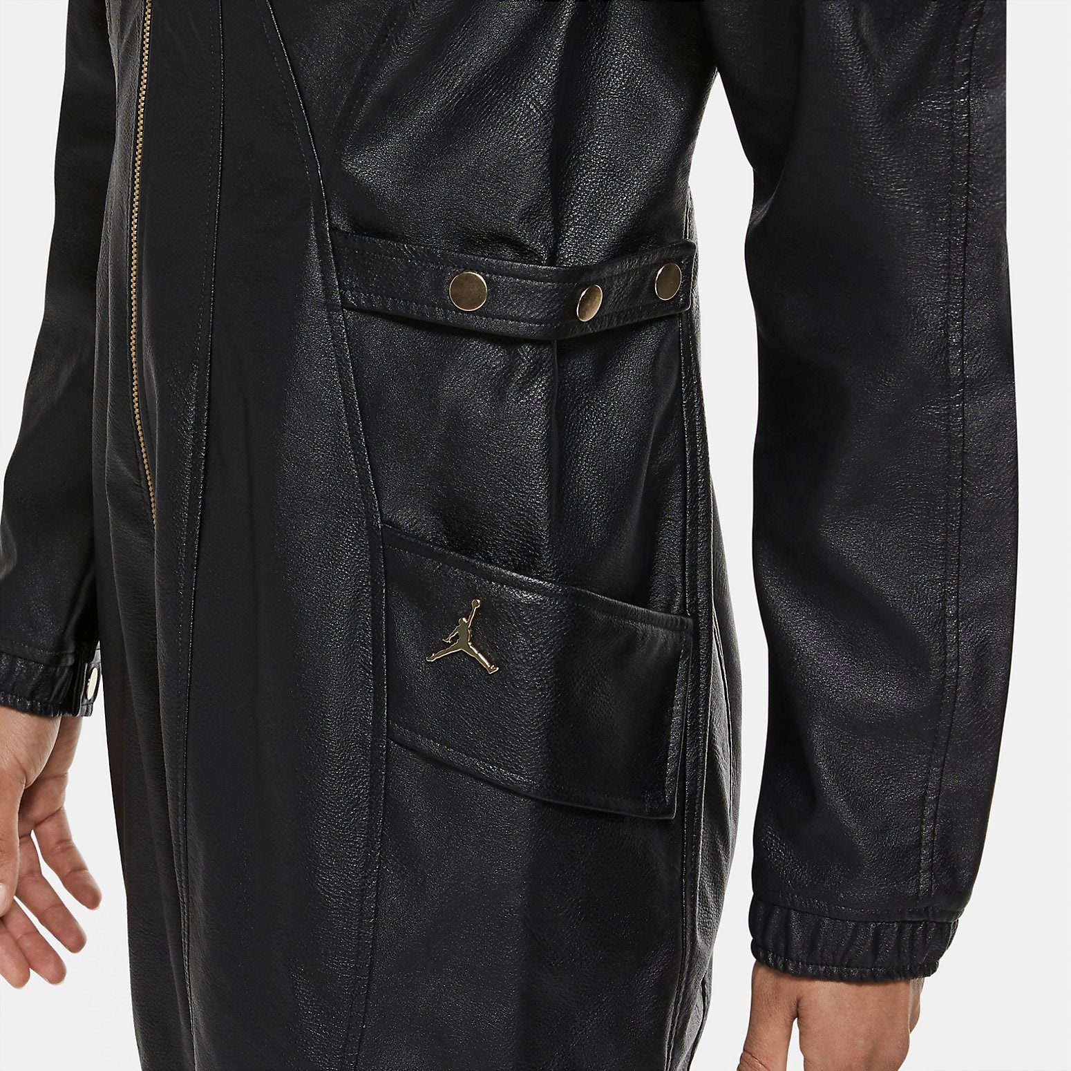 (WMNS) Air Jordan Brand Jordan Court-To-Runway 'Black' CW6476-010 - 3